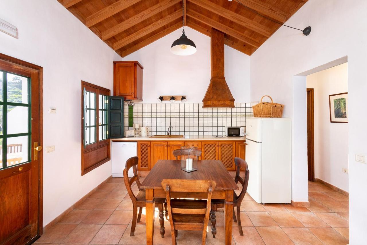 Las Casas Del Chorro Agulo Exterior photo